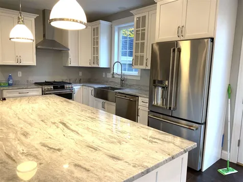 4 Barbaras Way Stratham NH 03885