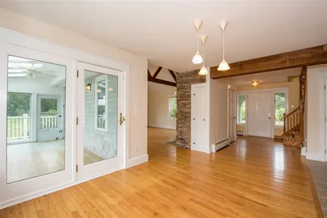 11 Hartley Farm Lane Kittery ME 03904