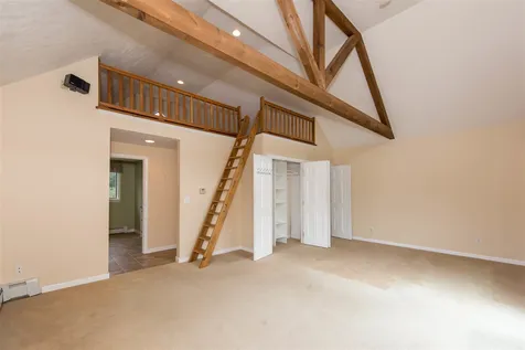 11 Hartley Farm Lane Kittery ME 03904