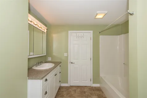 11 Hartley Farm Lane Kittery ME 03904