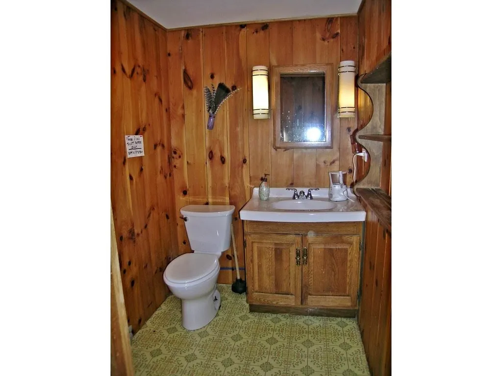 39 Phelps Lane South Hero VT 05486