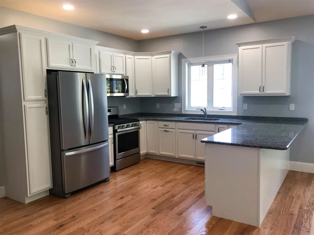 3 Blackstone Drive Raymond NH 03077