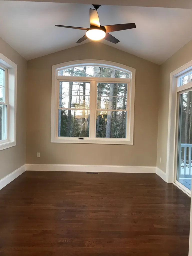 3 Blackstone Drive Raymond NH 03077