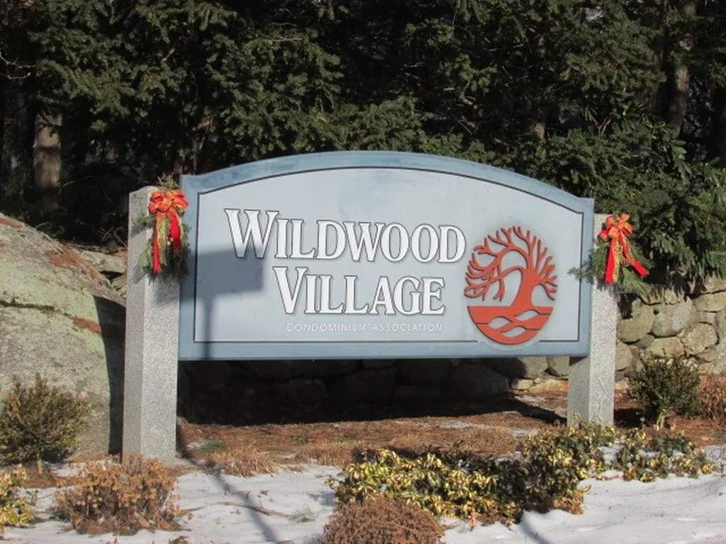 28 Windsor Square Laconia NH 03246