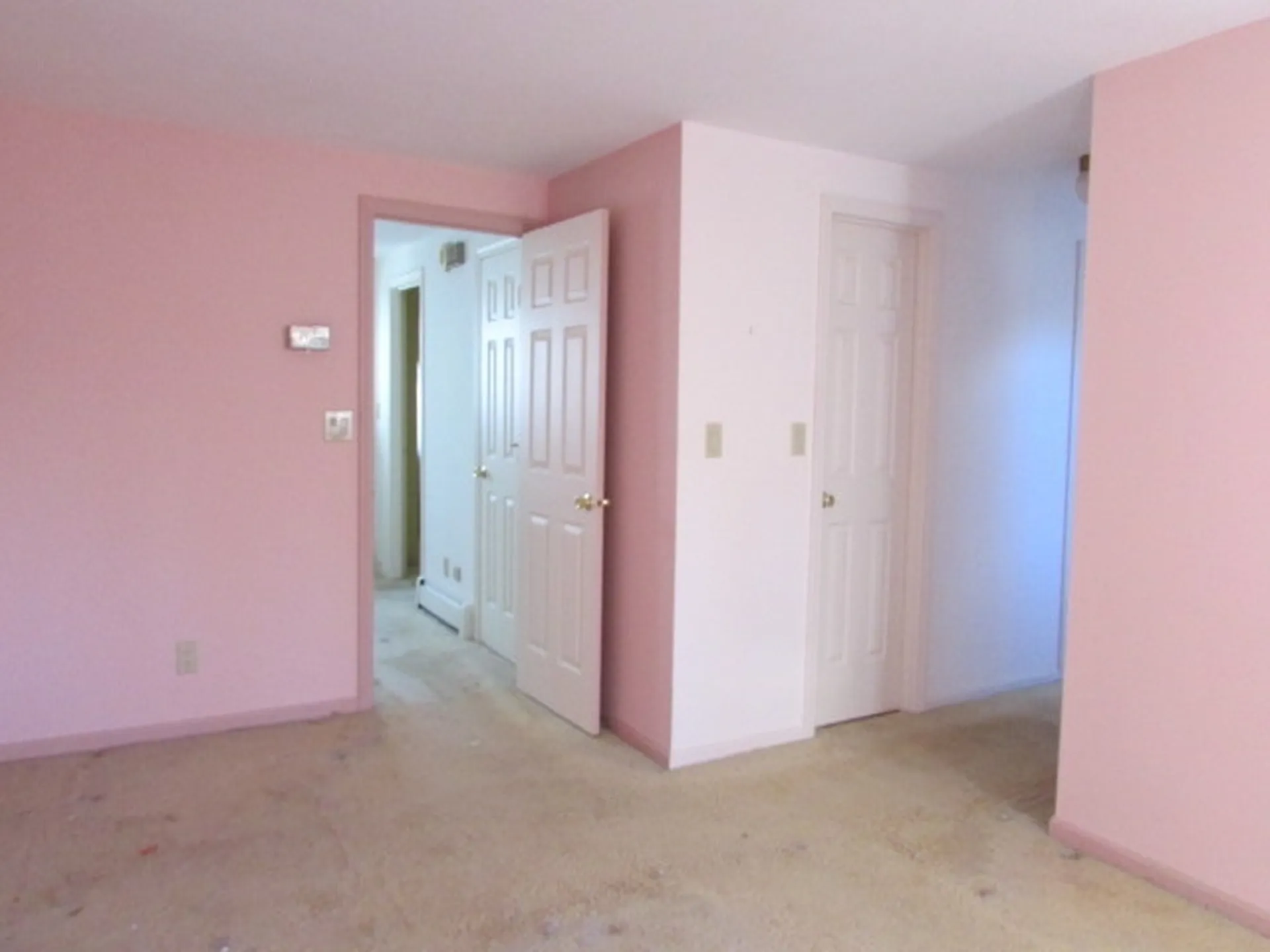 28 Windsor Square Laconia NH 03246