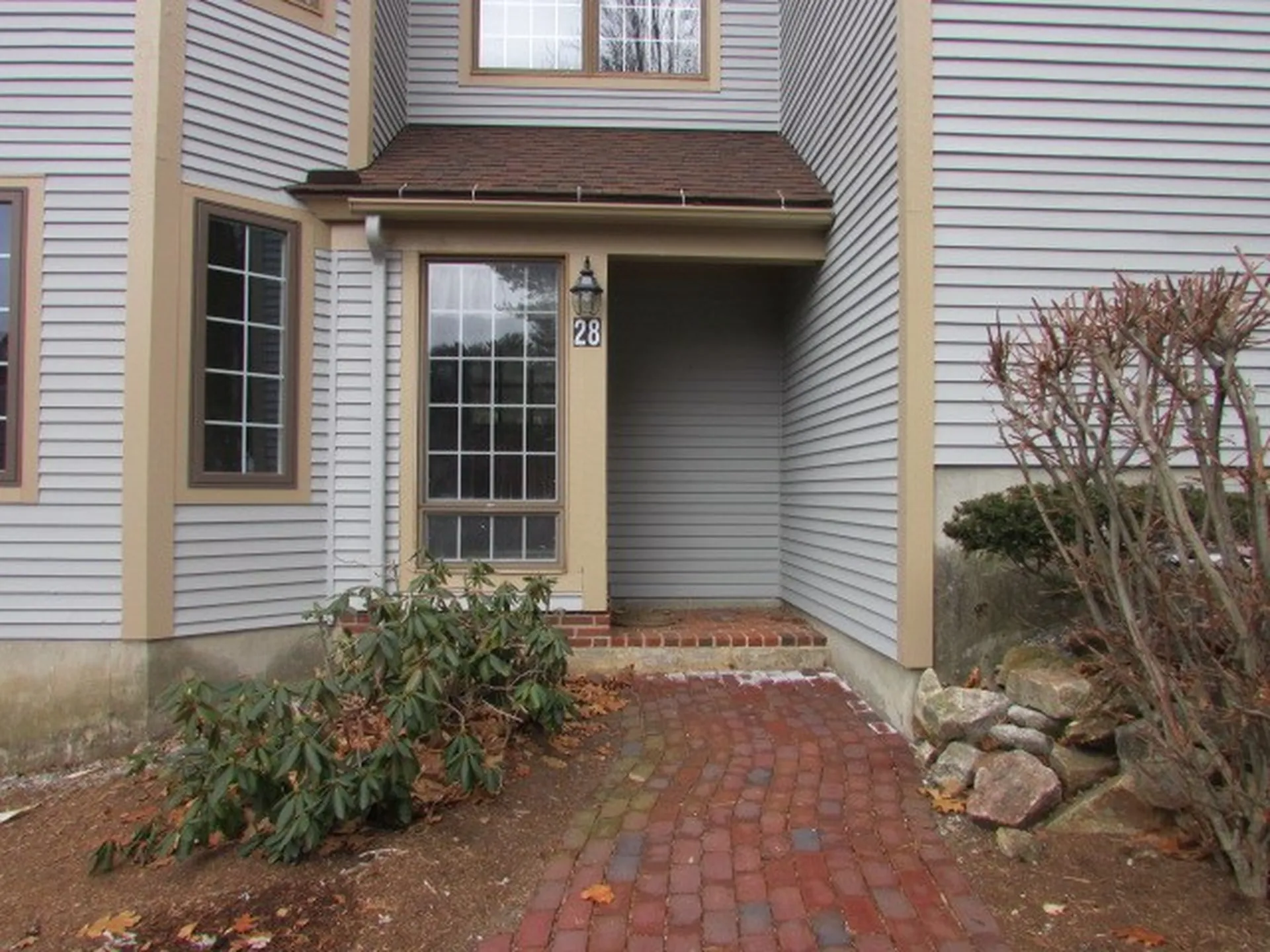 28 Windsor Square Laconia NH 03246