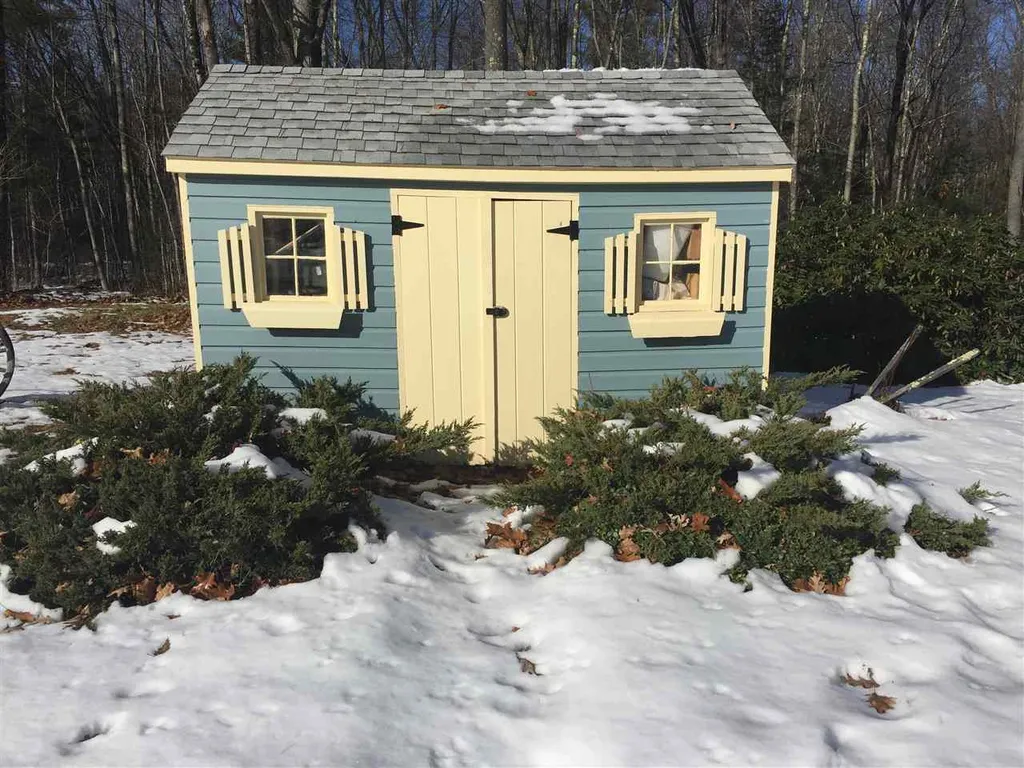 86 Trade Wind Lane Rochester NH 03867