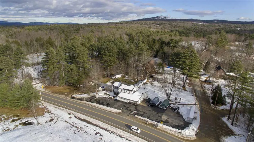 915 Suncook Valley Road Alton NH 03809