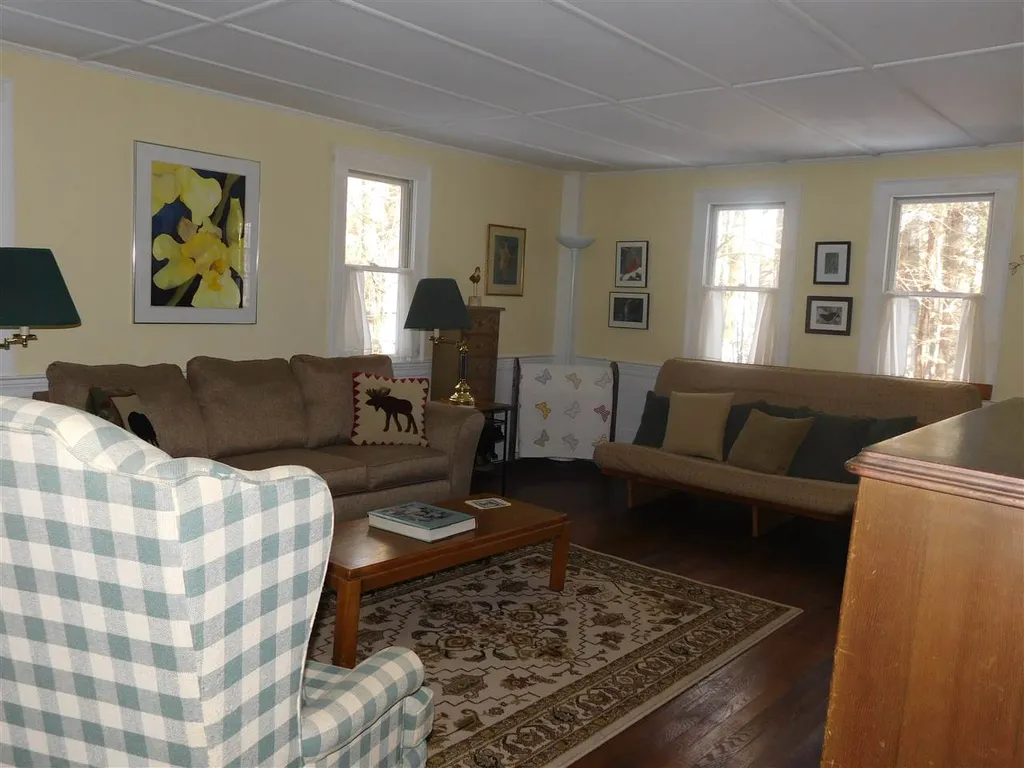 181 Governors Road Brookfield NH 03872