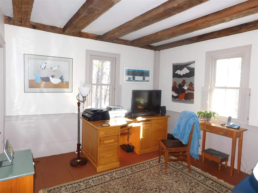 181 Governors Road Brookfield NH 03872
