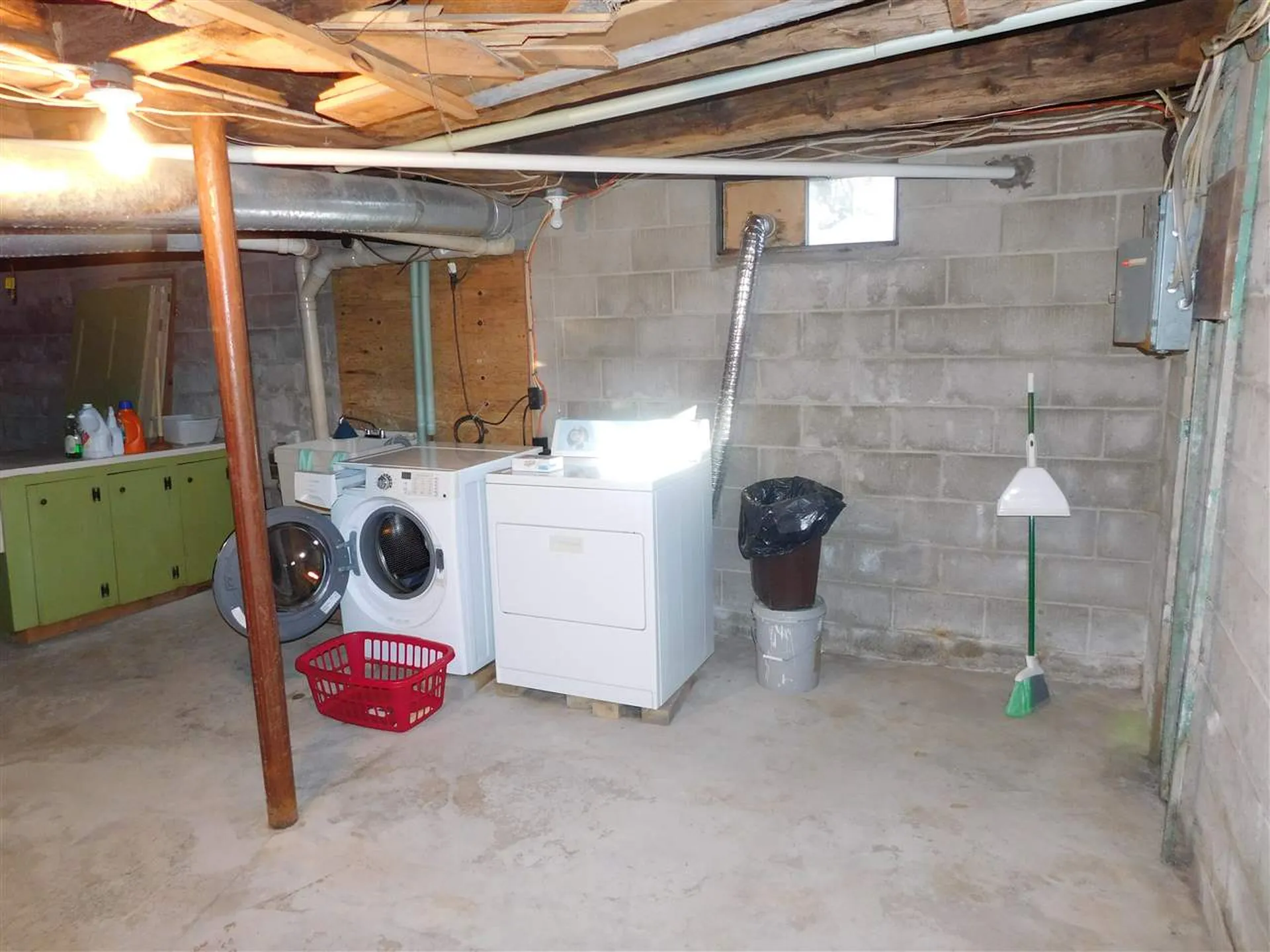 181 Governors Road Brookfield NH 03872