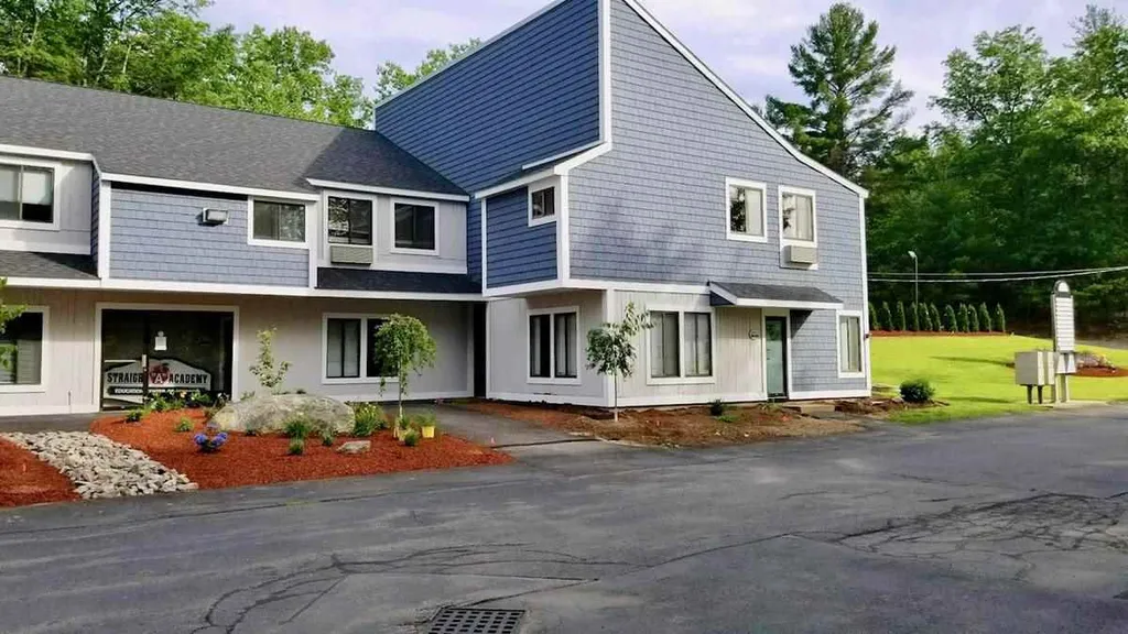 10 Chestnut Drive Bedford NH 03110