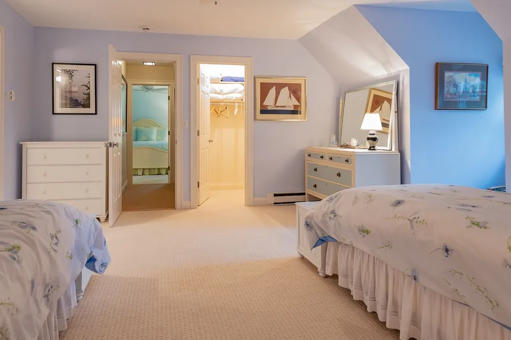 19 Spring Hill Road Moultonborough NH 03254