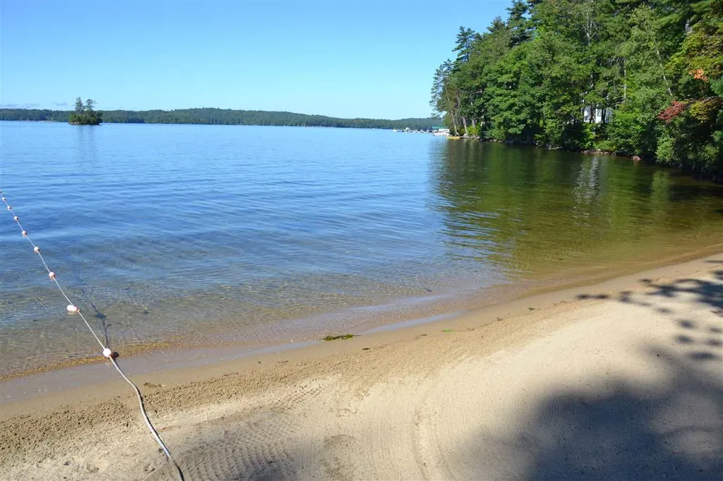19 Spring Hill Road Moultonborough NH 03254
