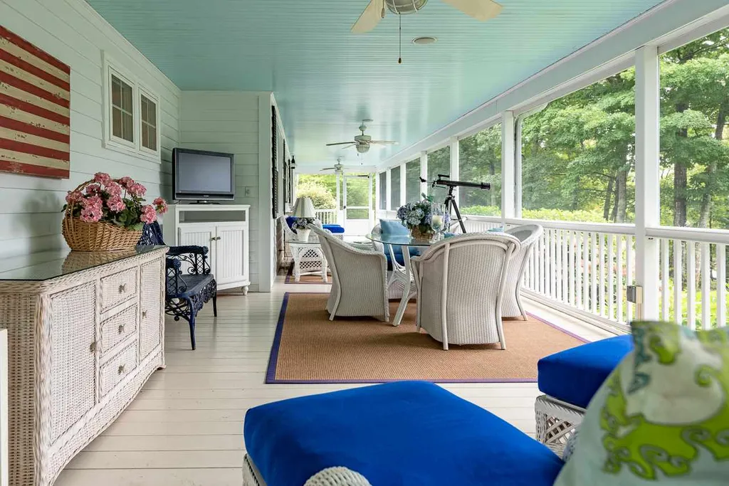 19 Spring Hill Road Moultonborough NH 03254