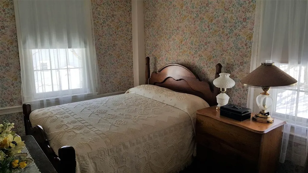 1375 East Main Street Poultney VT 05764
