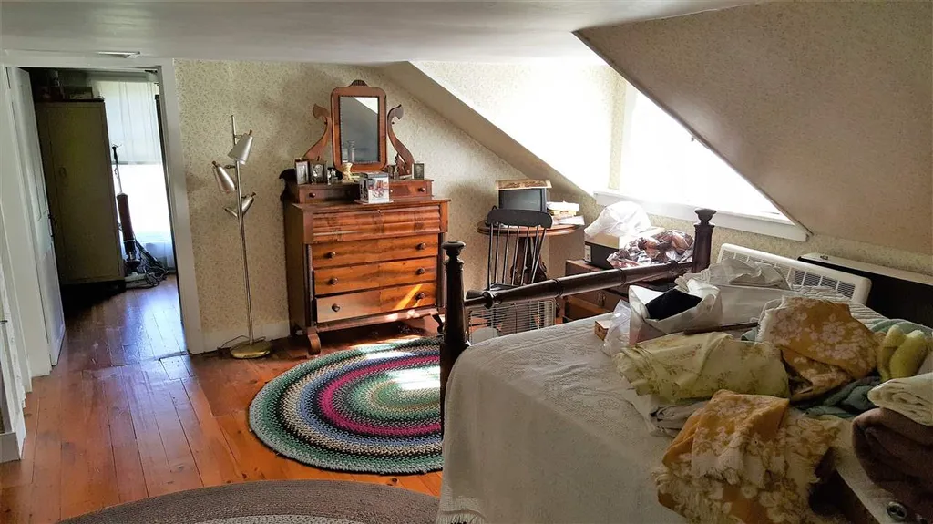 1375 East Main Street Poultney VT 05764