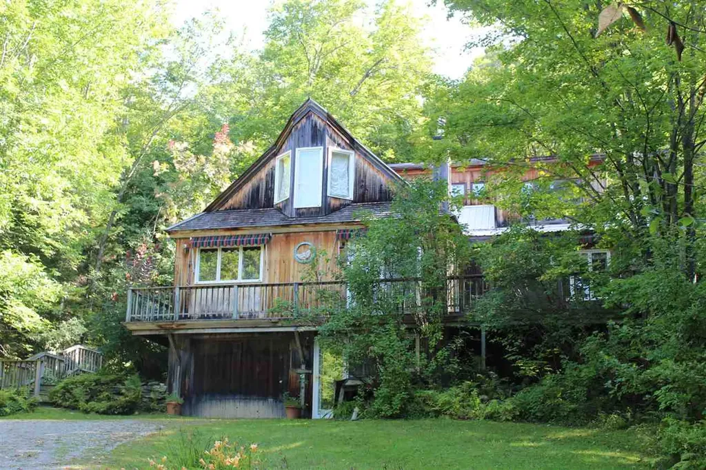 49 Uphill Road Landgrove VT 05148