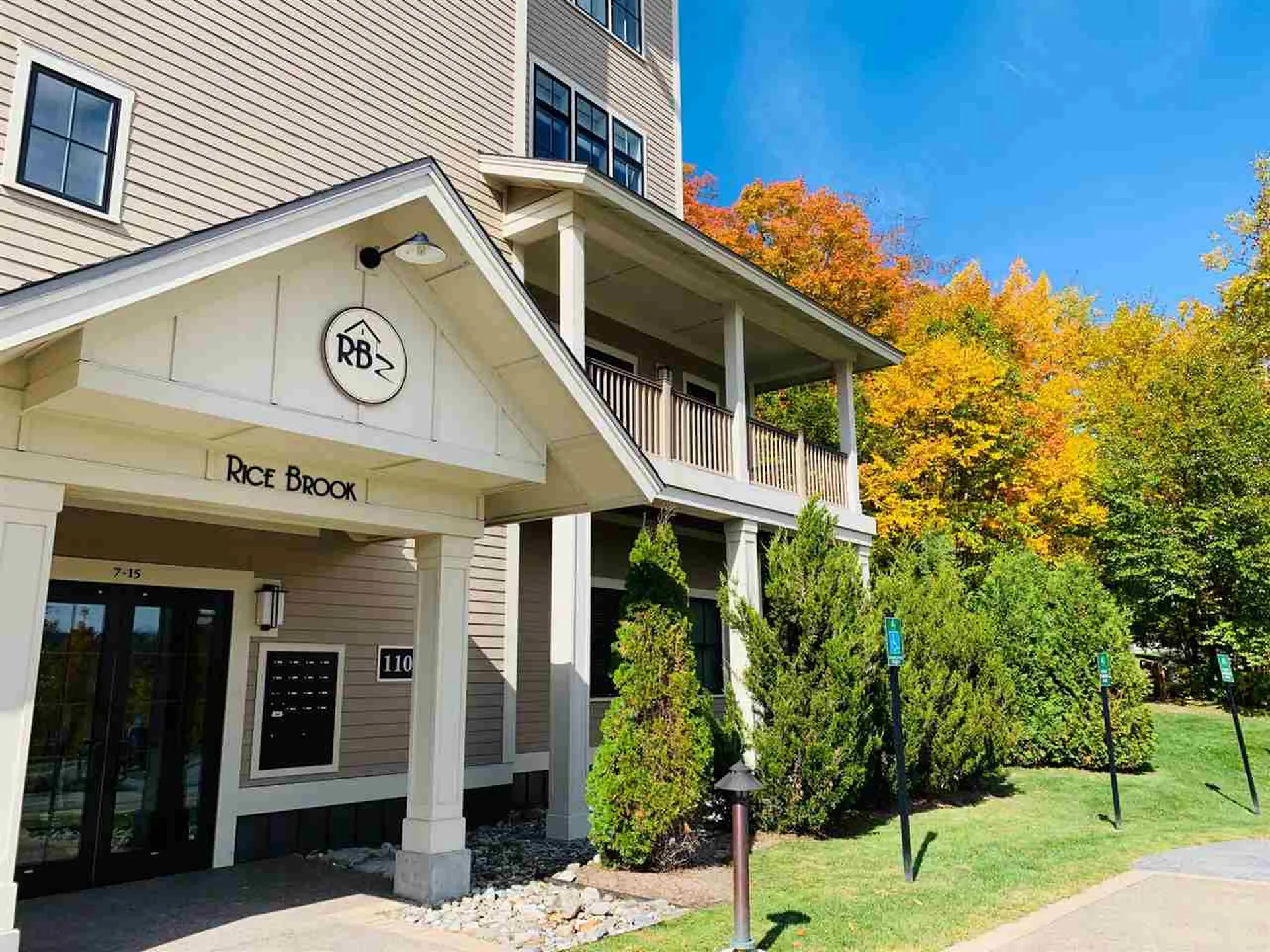 Rb9 Rice Brook Drive Warren VT 05674