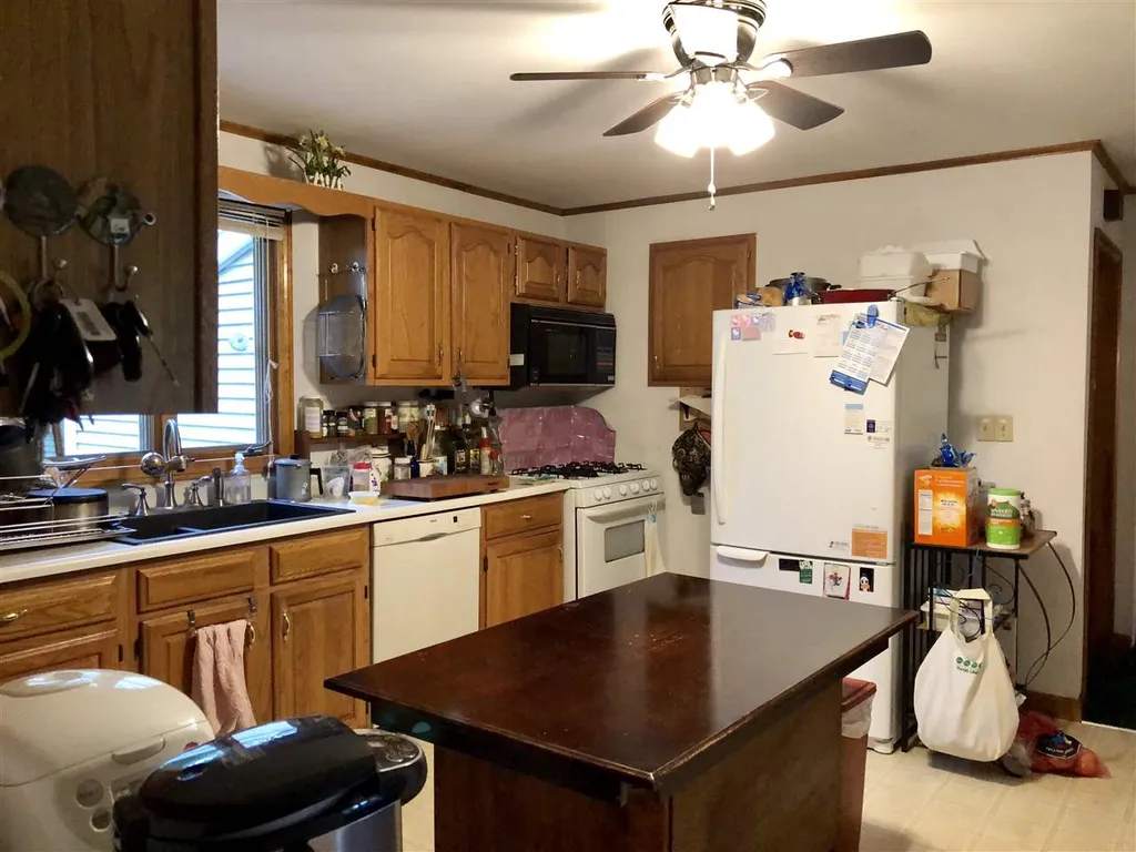569 Porters Point Road Colchester VT 05446