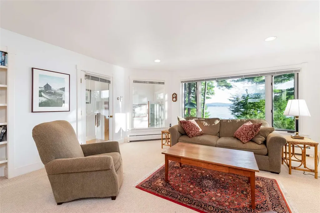 456 Sewall Road Wolfeboro NH 03894