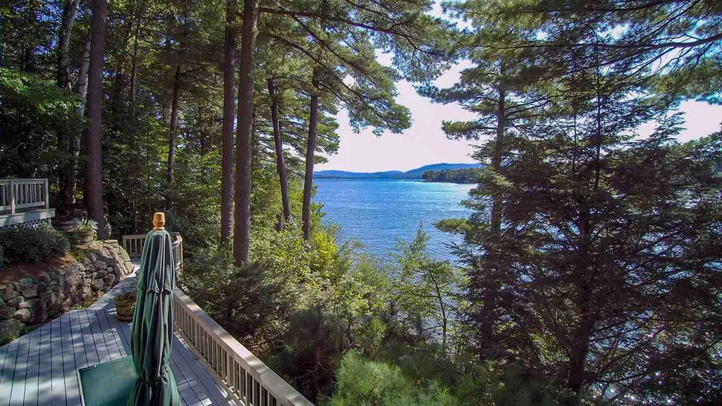 456 Sewall Road Wolfeboro NH 03894