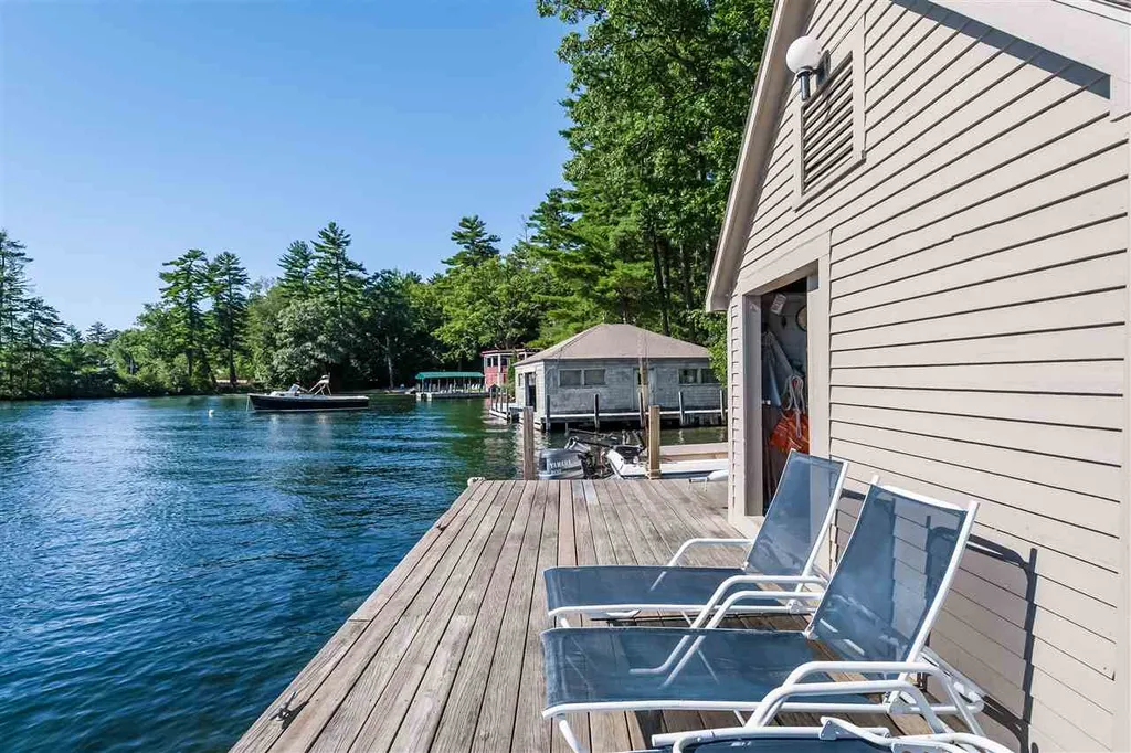 456 Sewall Road Wolfeboro NH 03894