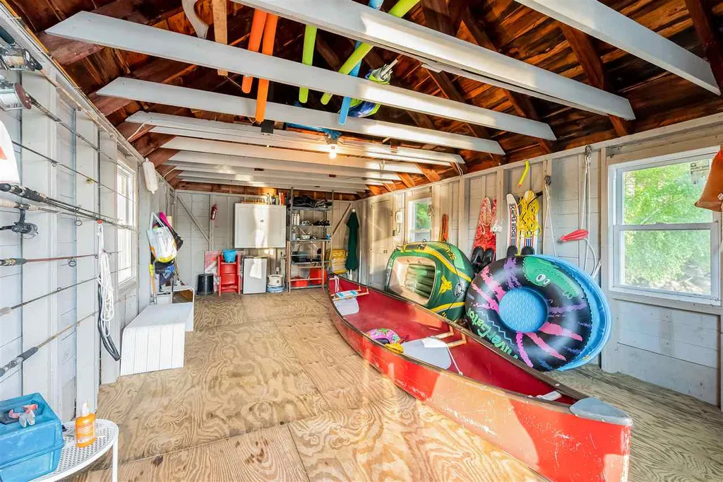 456 Sewall Road Wolfeboro NH 03894