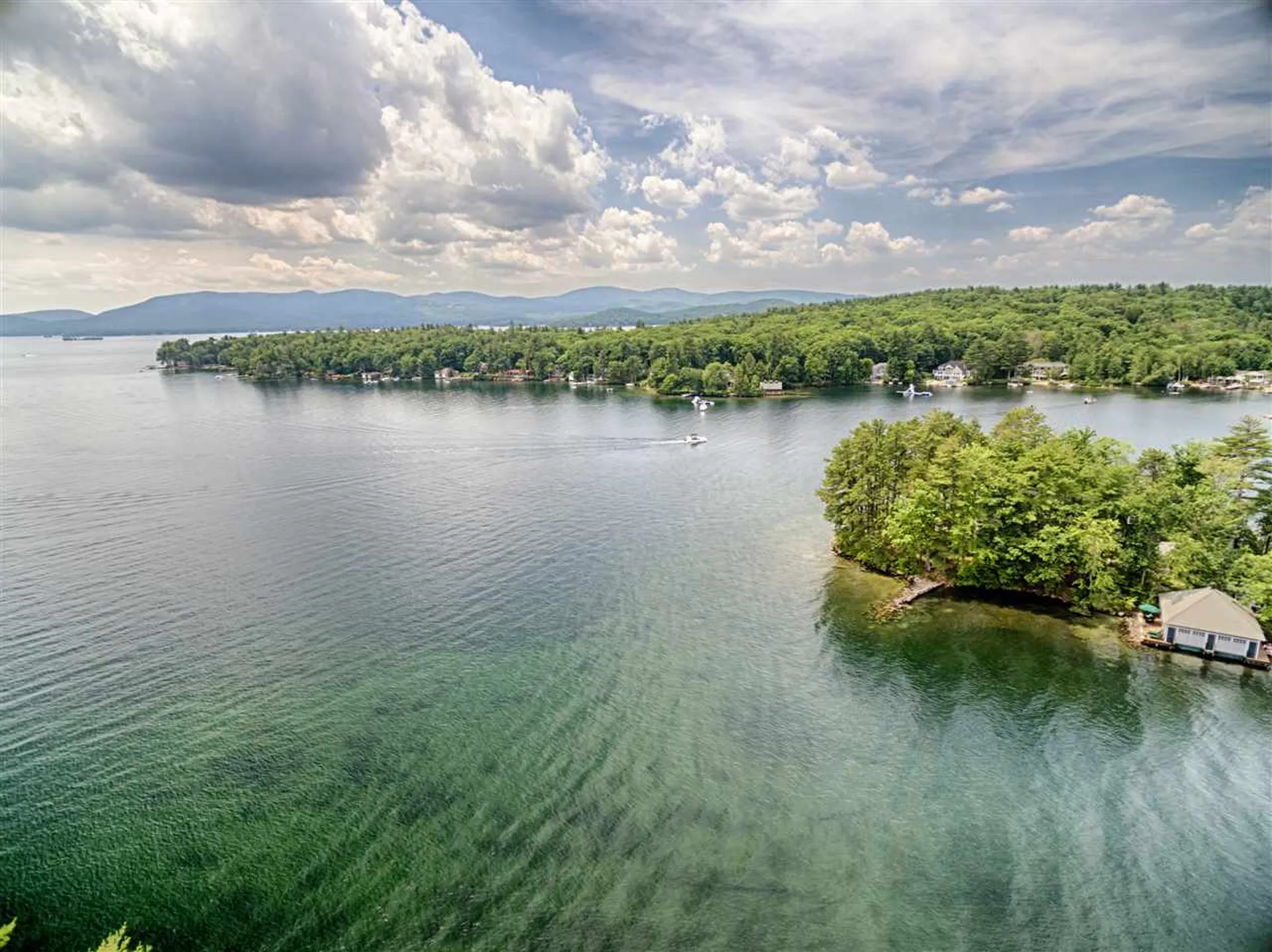 456 Sewall Road Wolfeboro NH 03894