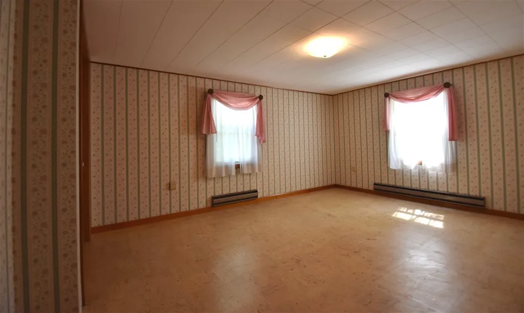 7 Crescent Drive Vergennes VT 05491