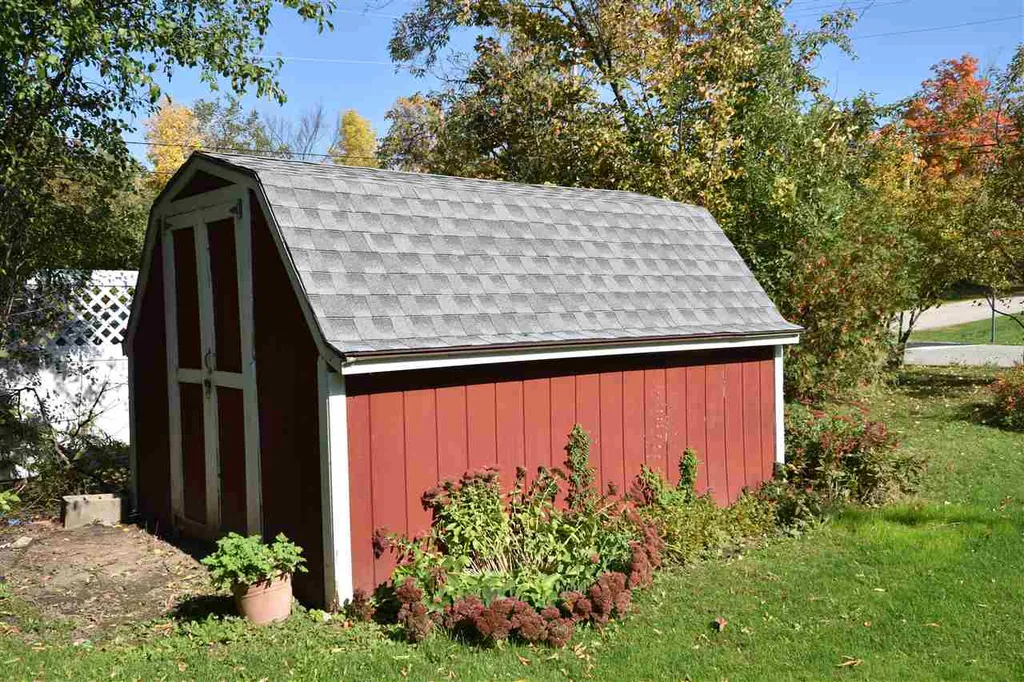 7 Crescent Drive Vergennes VT 05491