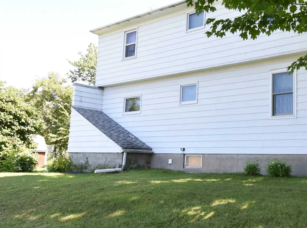 7 Crescent Drive Vergennes VT 05491