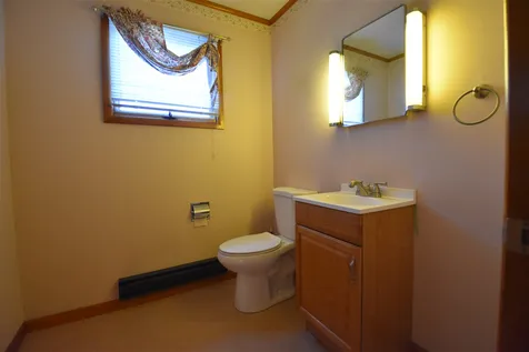 7 Crescent Drive Vergennes VT 05491
