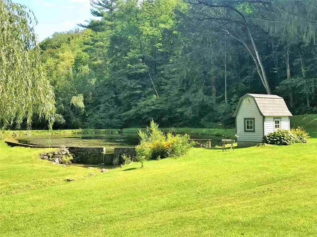1456 River Road Arlington VT 05250