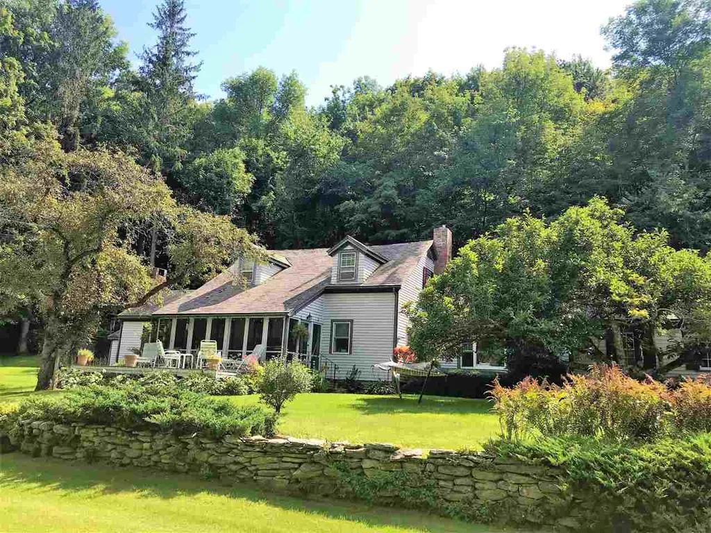 1456 River Road Arlington VT 05250