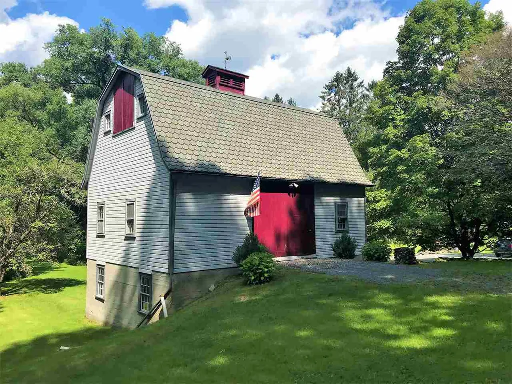 1456 River Road Arlington VT 05250