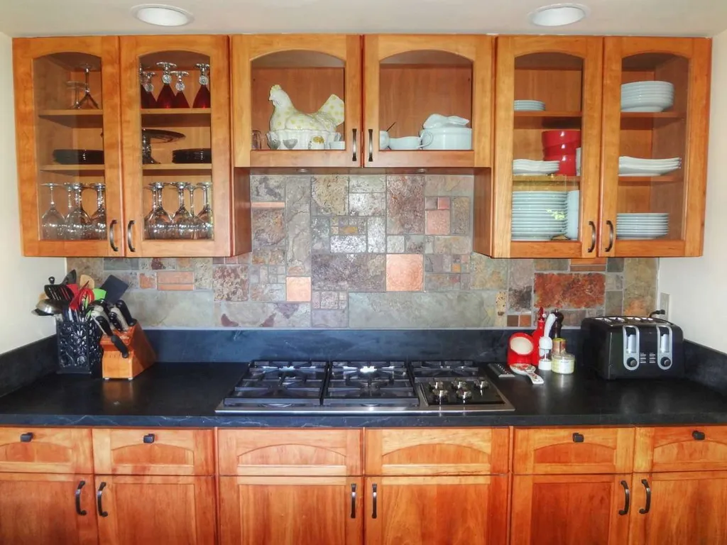 2015 Dorset Street Charlotte VT 05445