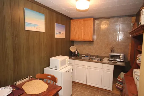 8 Meadow Lane Windsor VT 05089