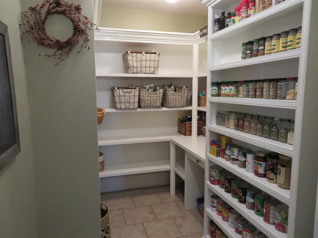 137 Brentwood Road Exeter NH 03833