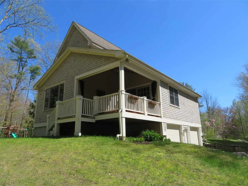 137 Brentwood Road Exeter NH 03833