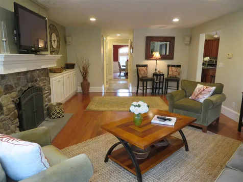 137 Brentwood Road Exeter NH 03833