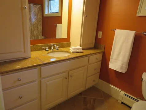 137 Brentwood Road Exeter NH 03833