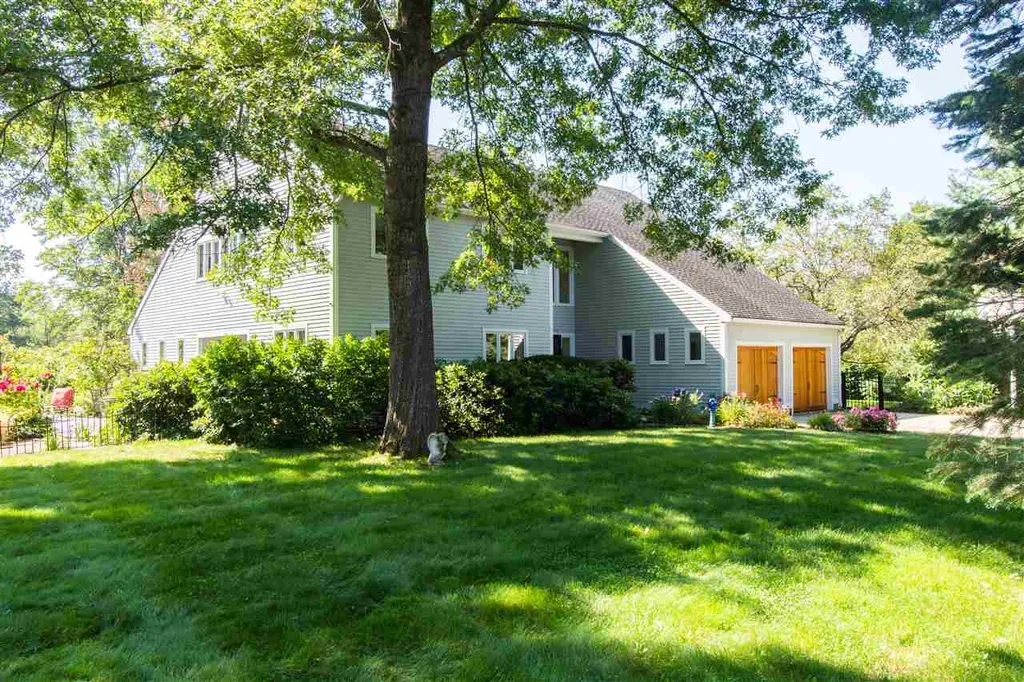 12 Storybrook Lane Amherst NH 03031