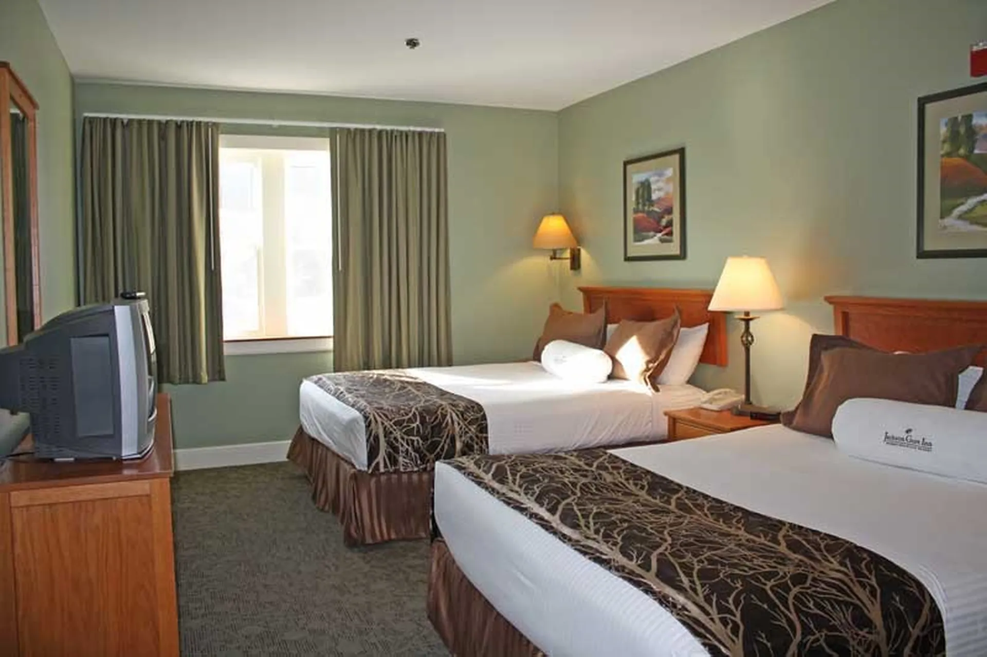 346/348 Qtr. I V Jackson Gore Inn Ludlow VT 05149