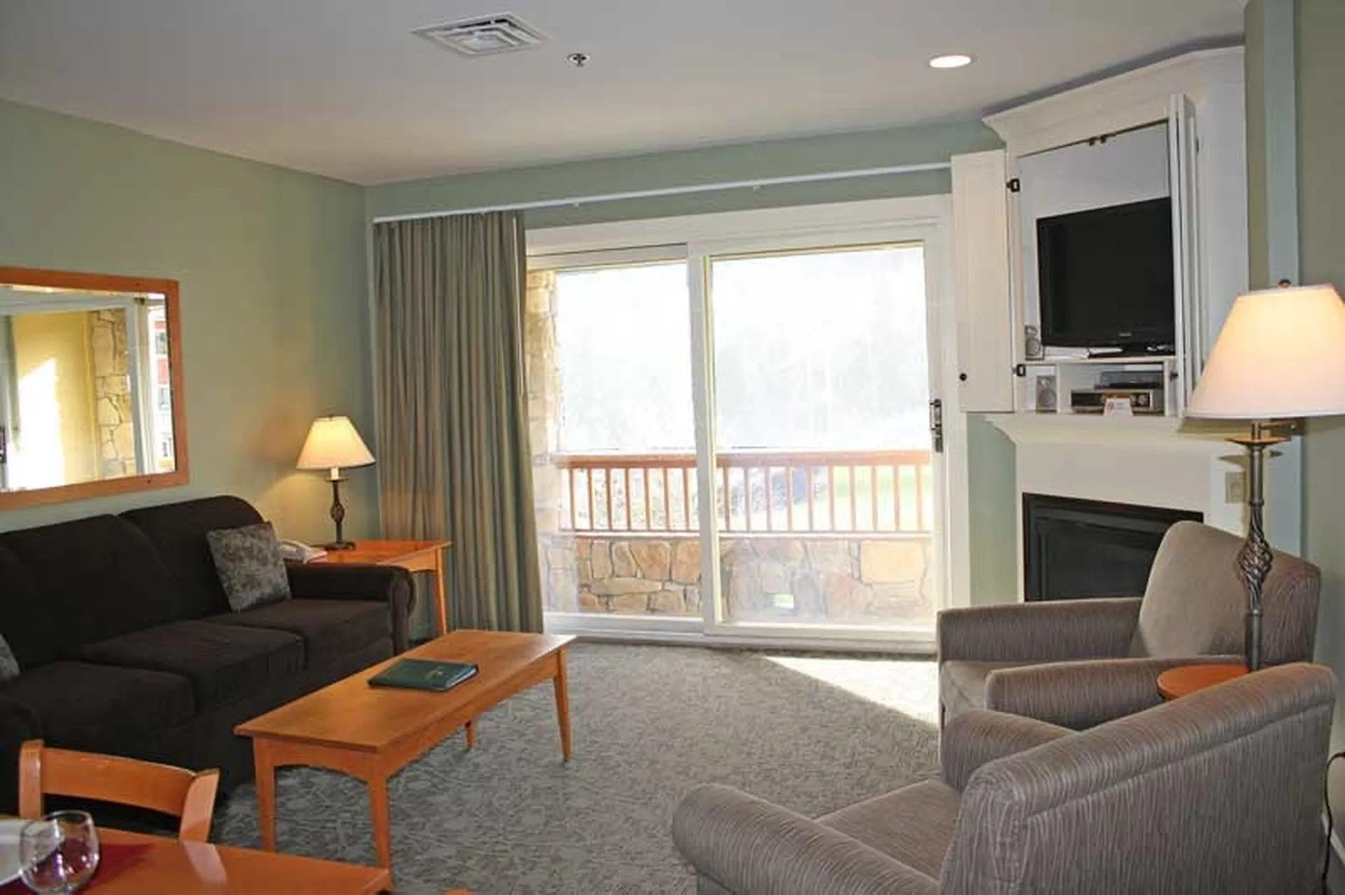 346/348 Qtr. I V Jackson Gore Inn Ludlow VT 05149