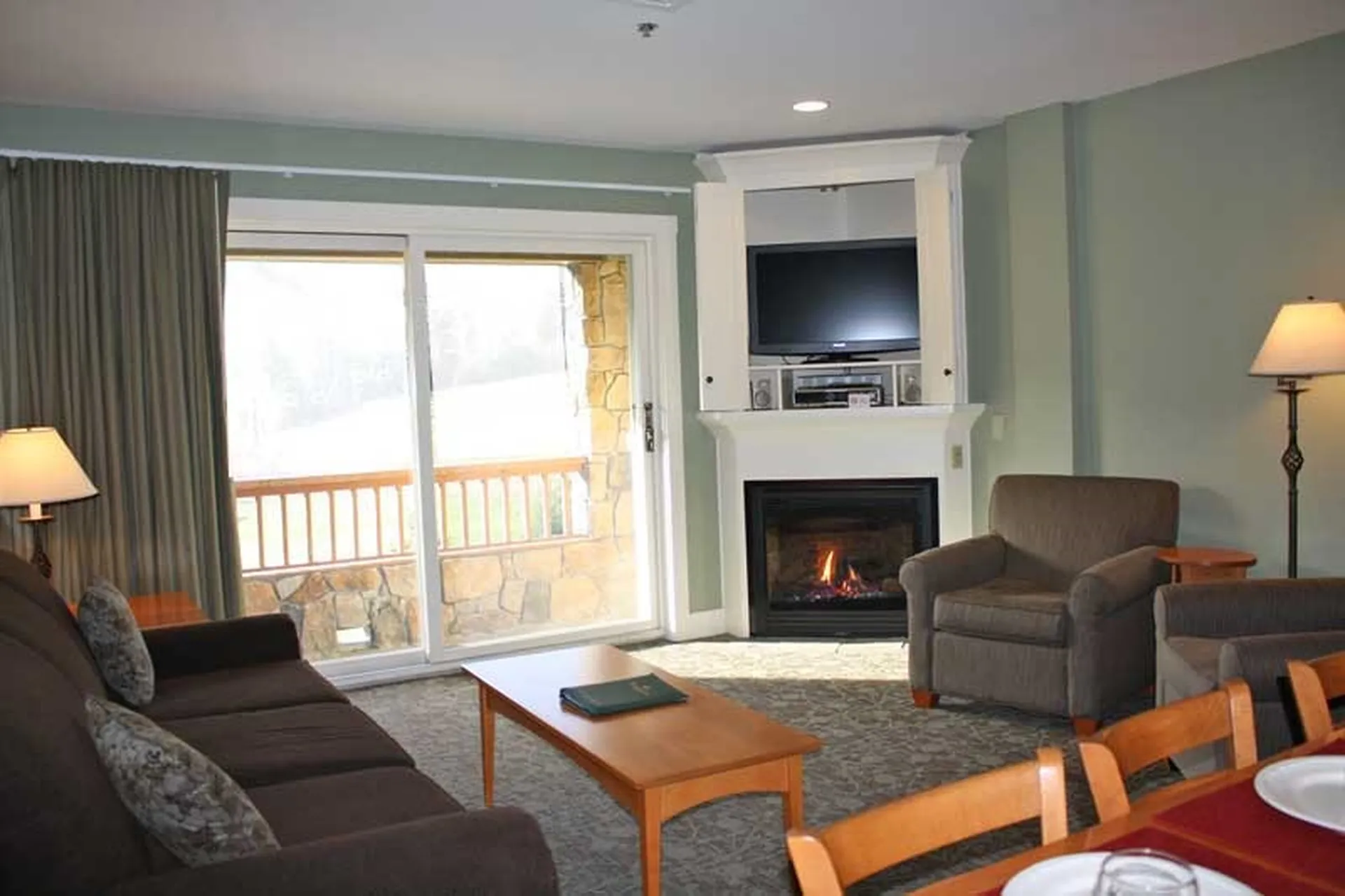 346/348 Qtr. I V Jackson Gore Inn Ludlow VT 05149
