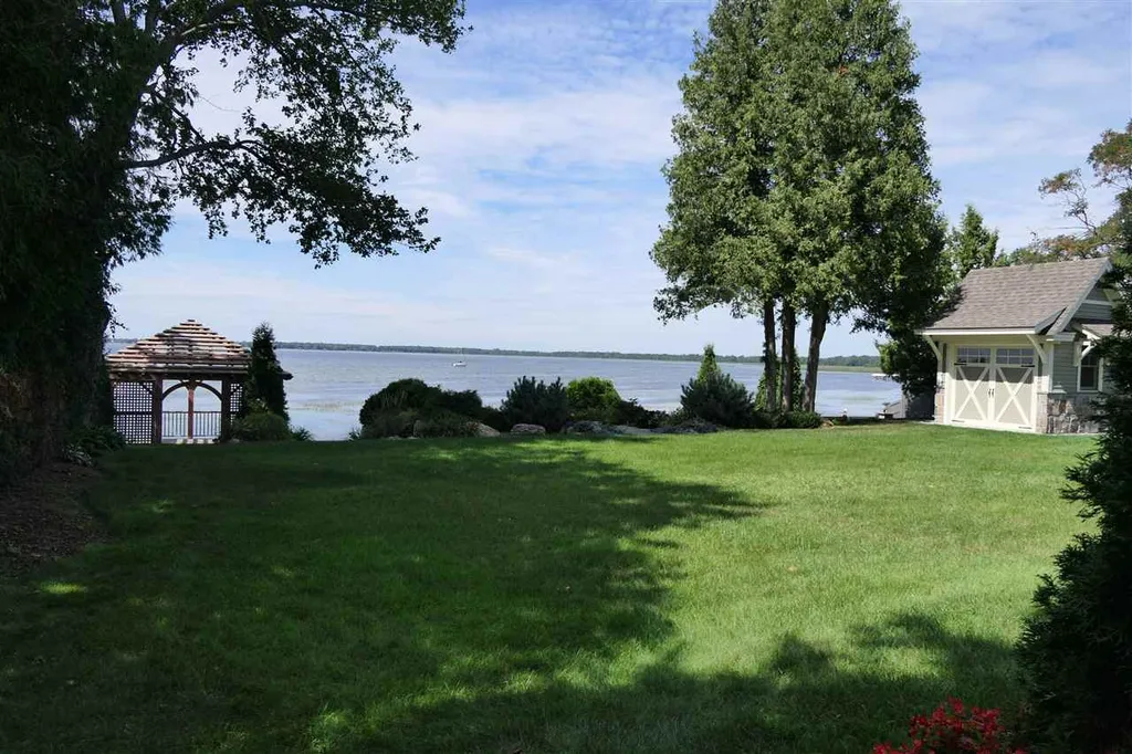 40 Maquam Shore Road Swanton VT 05488
