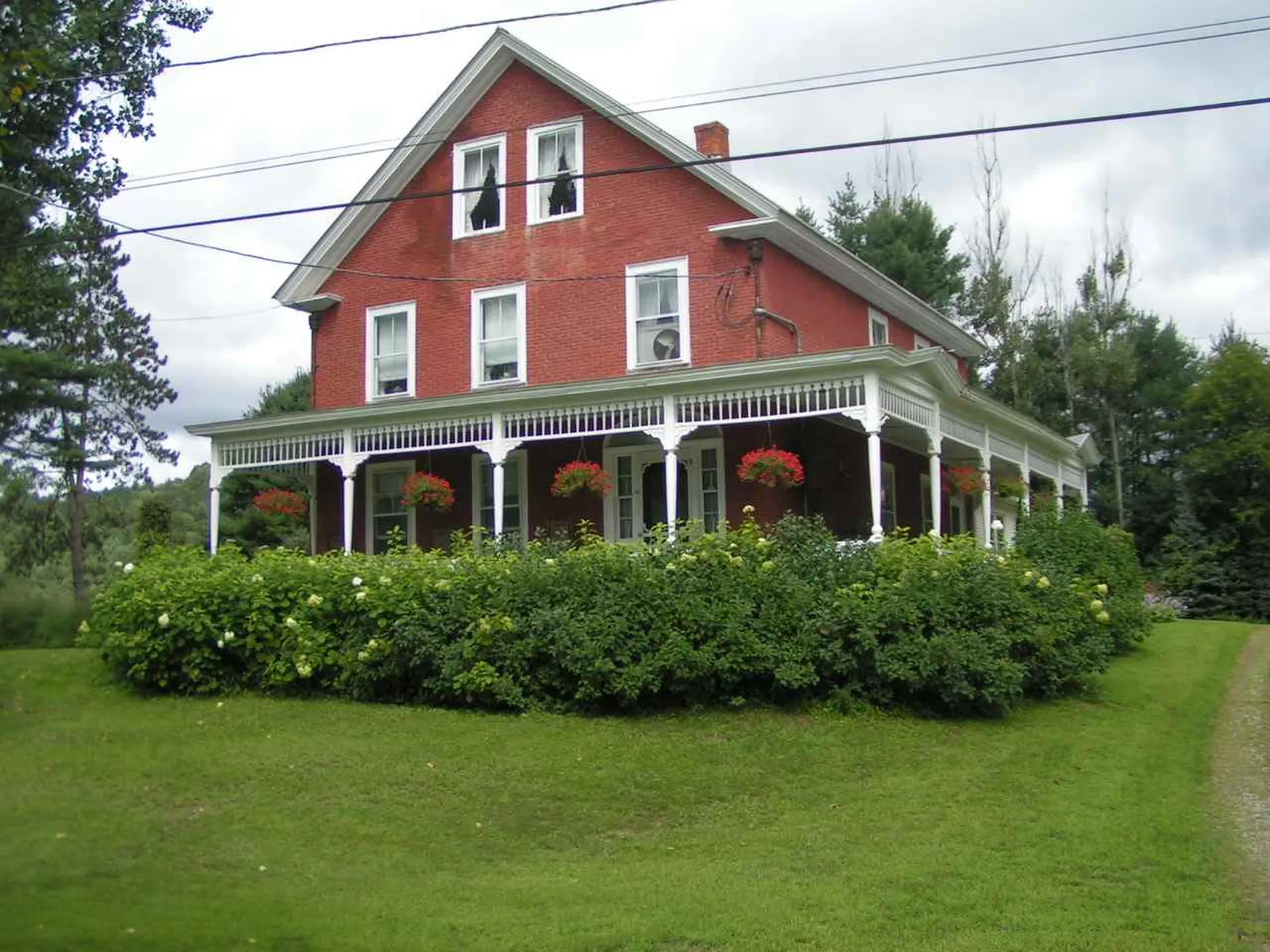 52 Factory Hill Road Bethel VT 05032