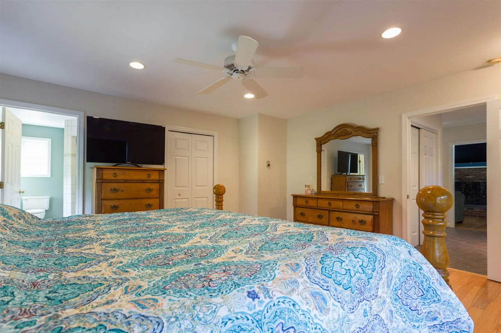 293 Wadleigh Falls Road Newmarket NH 03857