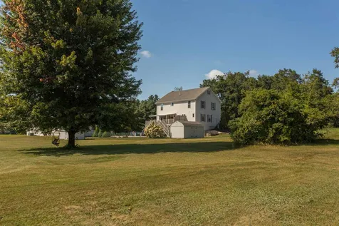 293 Wadleigh Falls Road Newmarket NH 03857